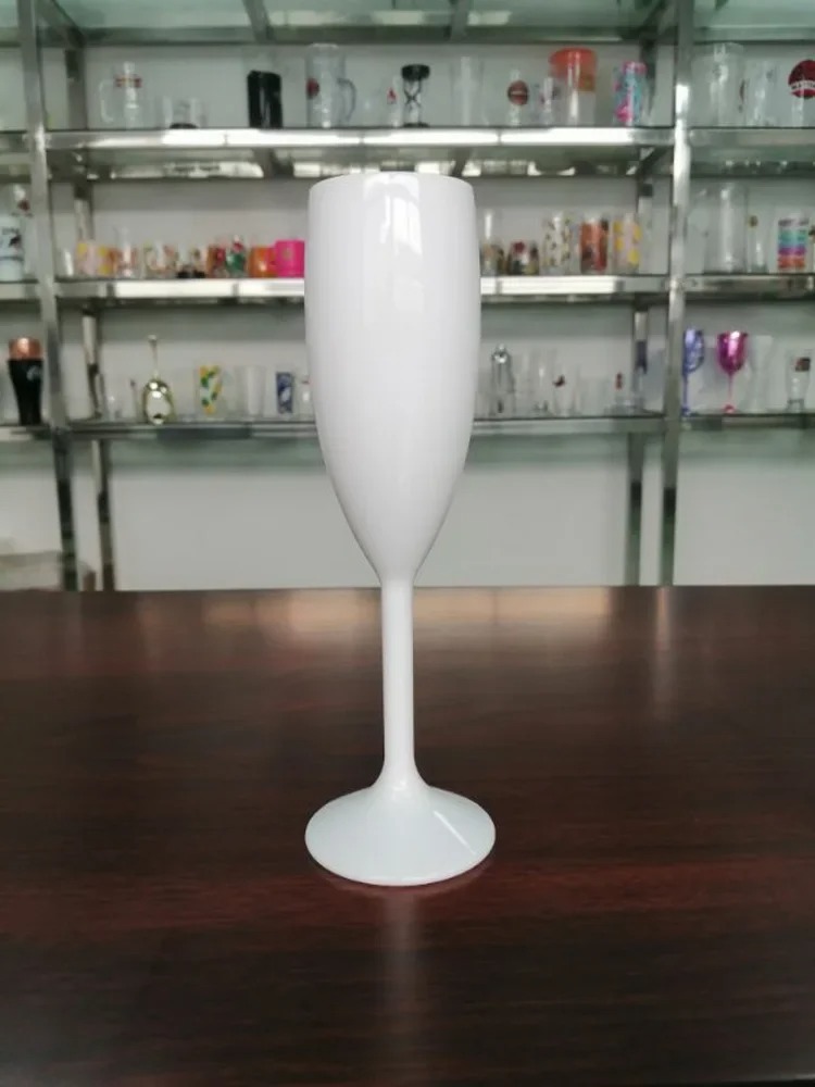 1個入り プラスチック製シャンパングラス、ワインゴブレット、 - Home Bar And Restaurant のレビューと価格